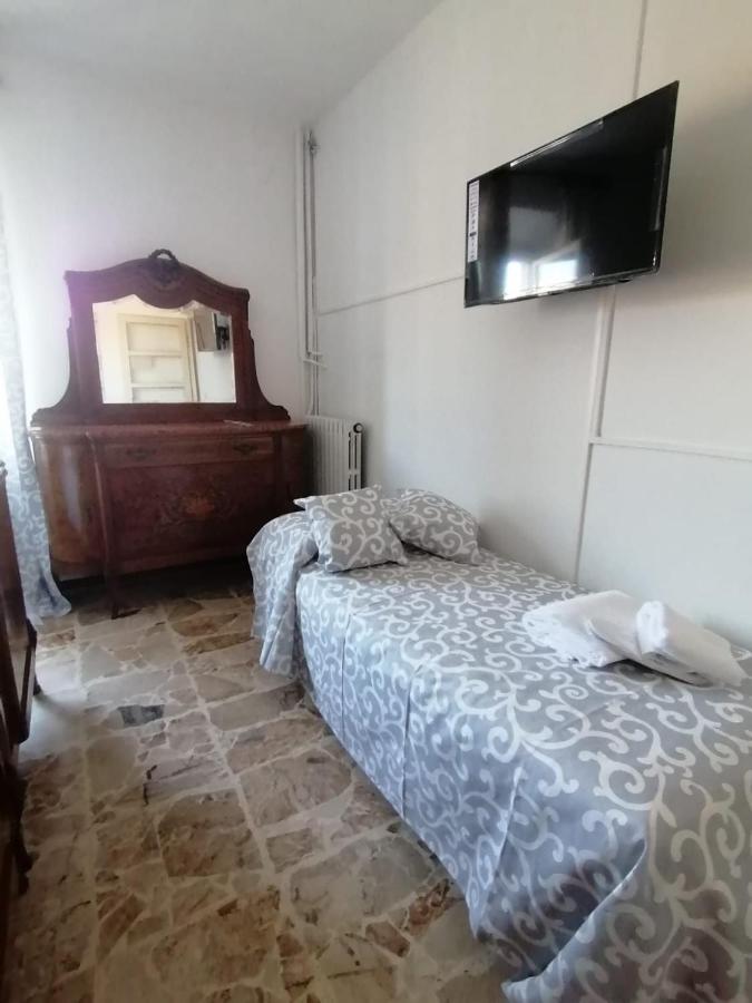 Hotel Fiore & Fiocchi Podenzano Exterior foto